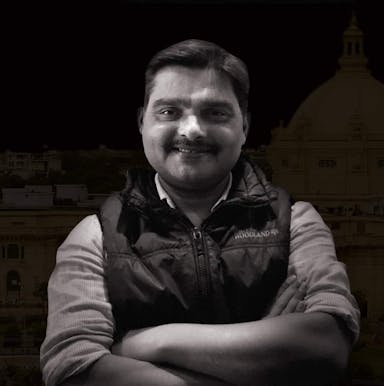 Editor Manoj Dubey